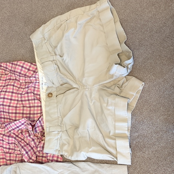 5 for $30 - 3 pairs of shorts - Picture 3 of 5